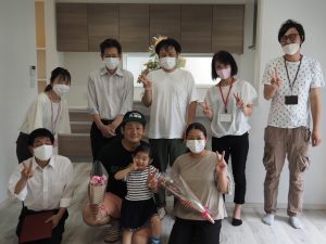 引き渡し式