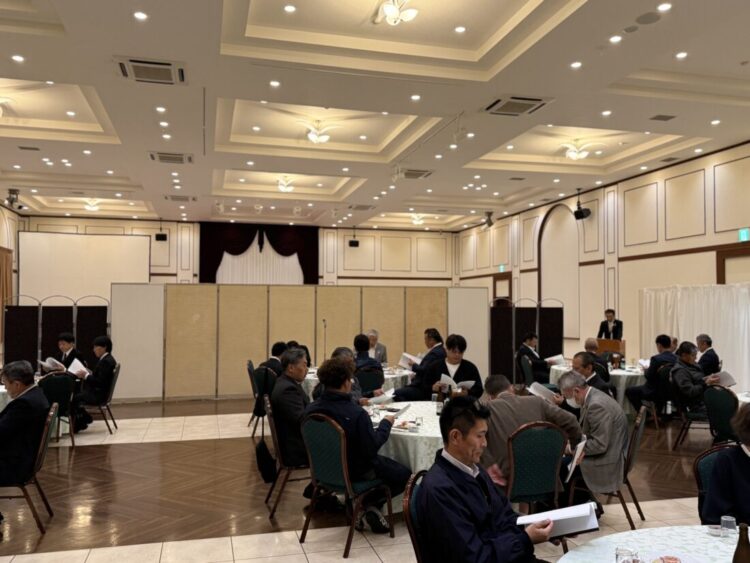 明友会合同懇親会：秋山